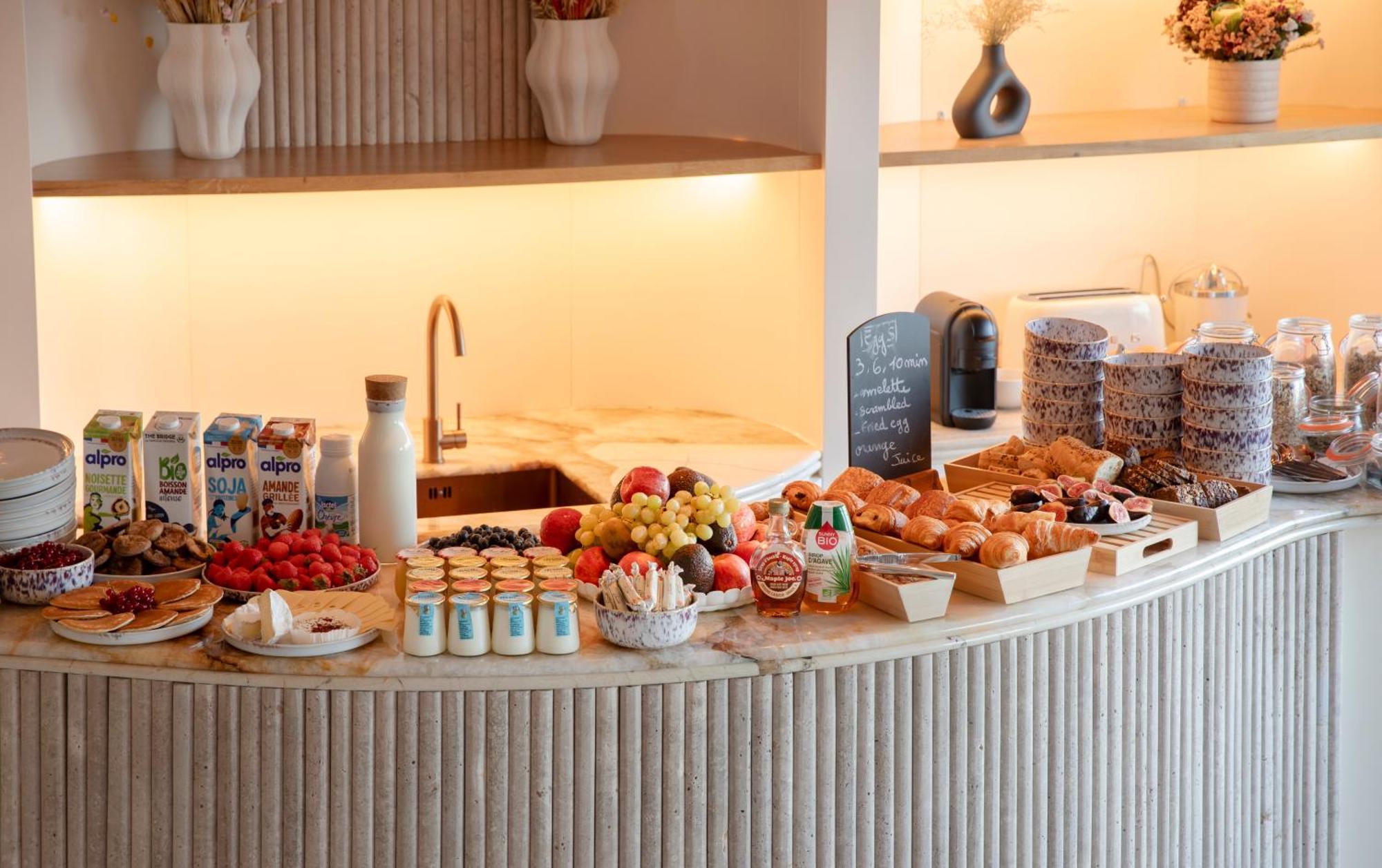 Tinah Saint-Tropez Hotel Luaran gambar