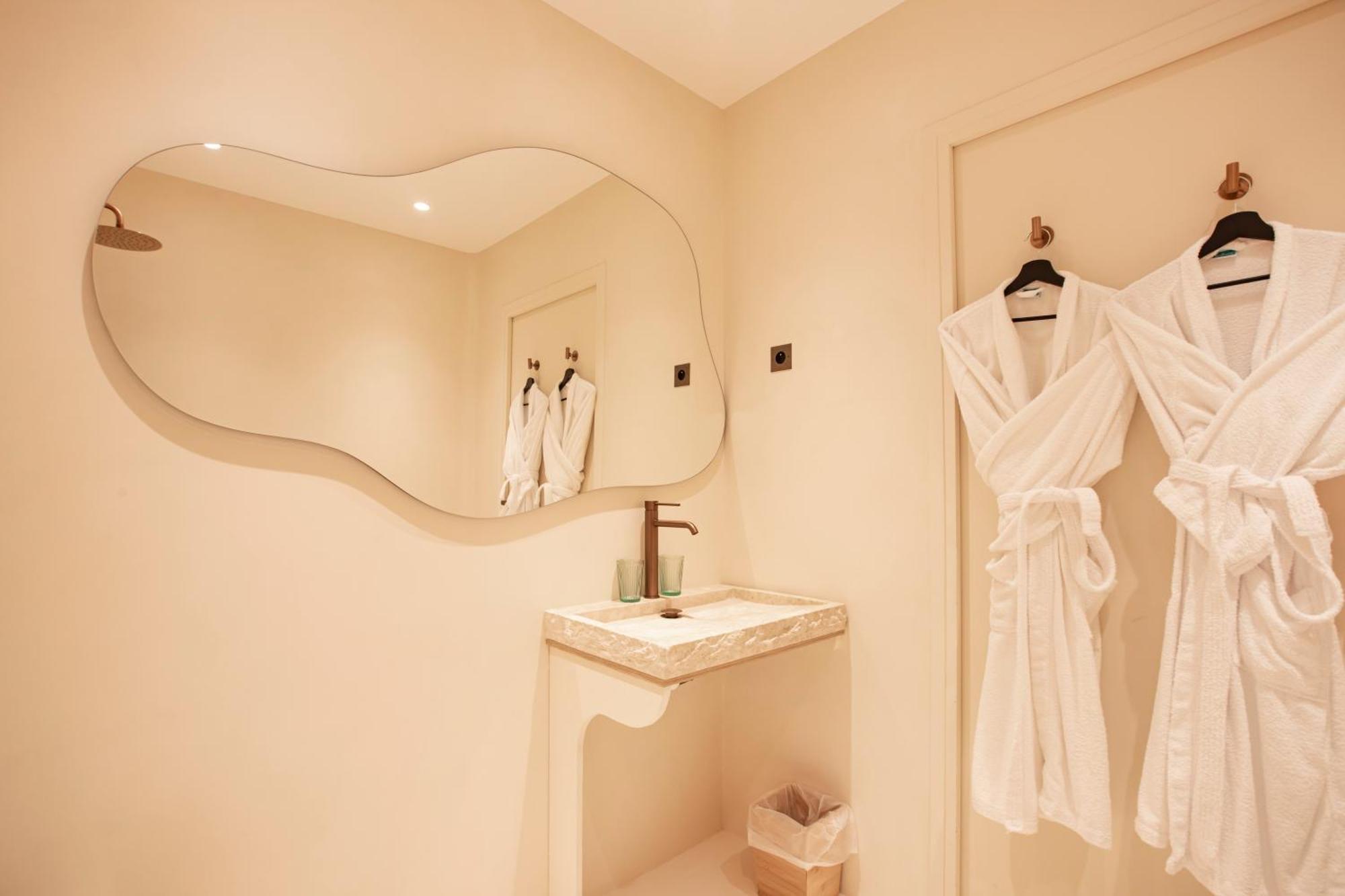 Tinah Saint-Tropez Hotel Luaran gambar