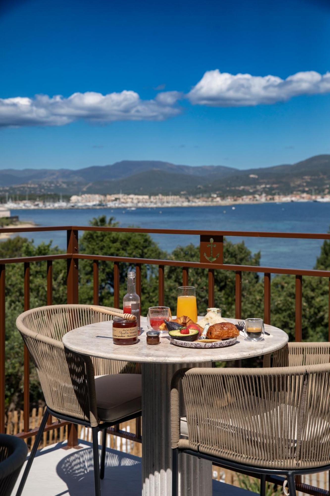 Tinah Saint-Tropez Hotel Luaran gambar
